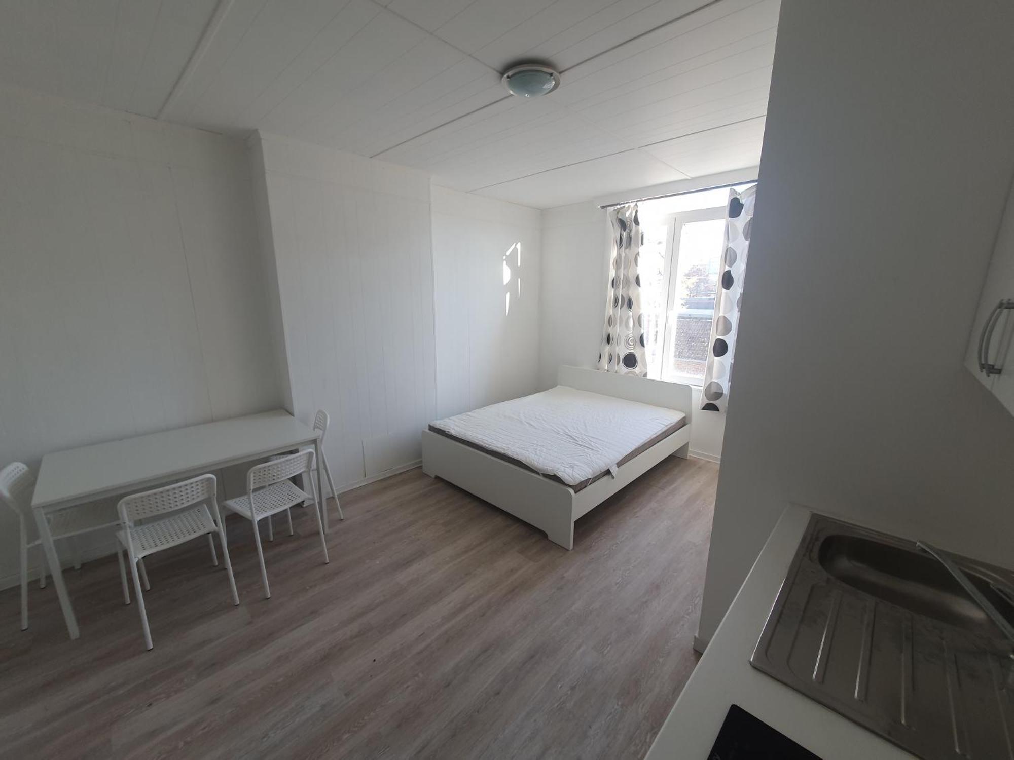 For 2 Apartamento Bruxelas